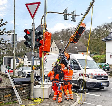 Aufbau auf einer Kreuzung in Biesfeld